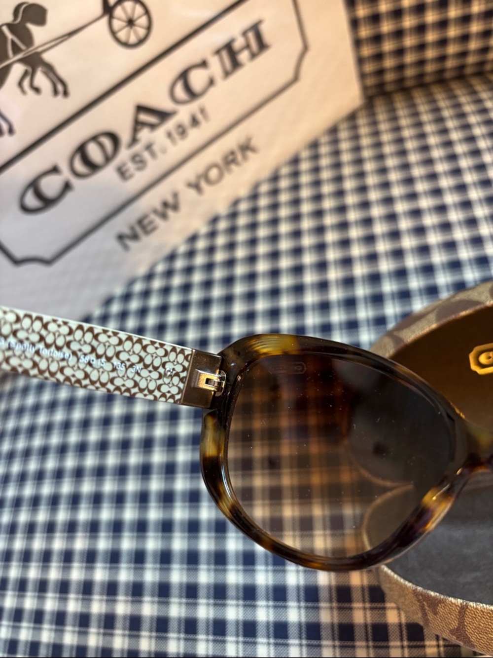 Coach spotty tortoise Brown and Black Signature Sunglasses with Logo Case - Picture 6 of 7